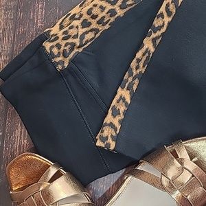 NWOT INC BLACK LEOPARD SIDE SKINNY LEGGINGS